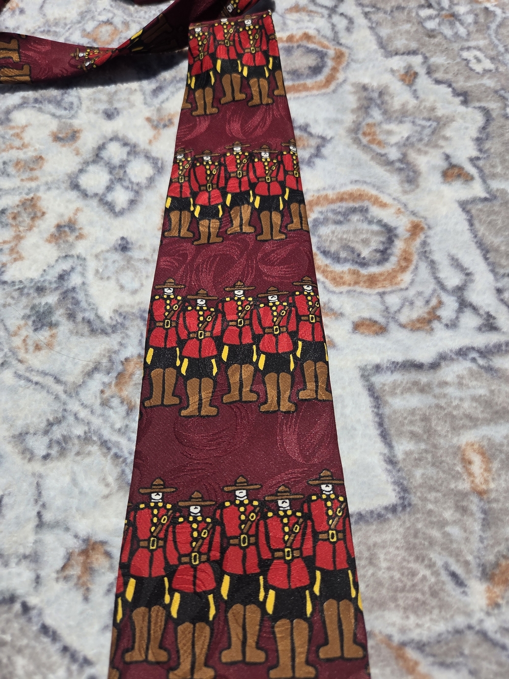 Men's Burgundy Novelty Tie with Red Mountie Police RCMP - Picture 4 of 4